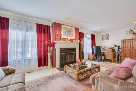 25 Martin Van Buren Drive Monroe NJ 08831