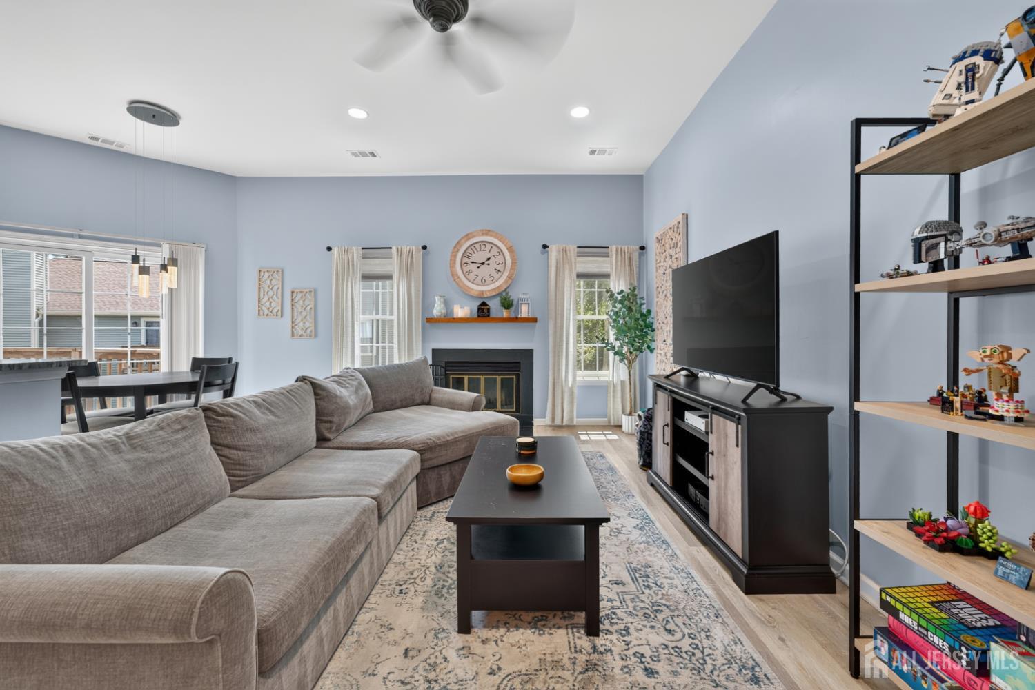 7243 Elm Court South Brunswick NJ 08852