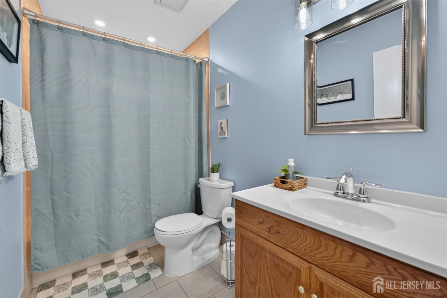 7243 Elm Court South Brunswick NJ 08852