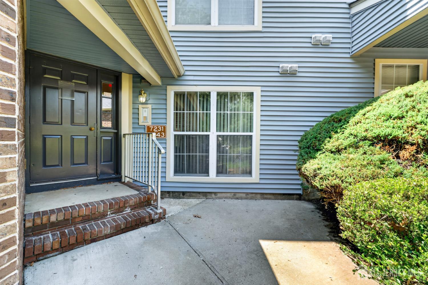7243 Elm Court South Brunswick NJ 08852