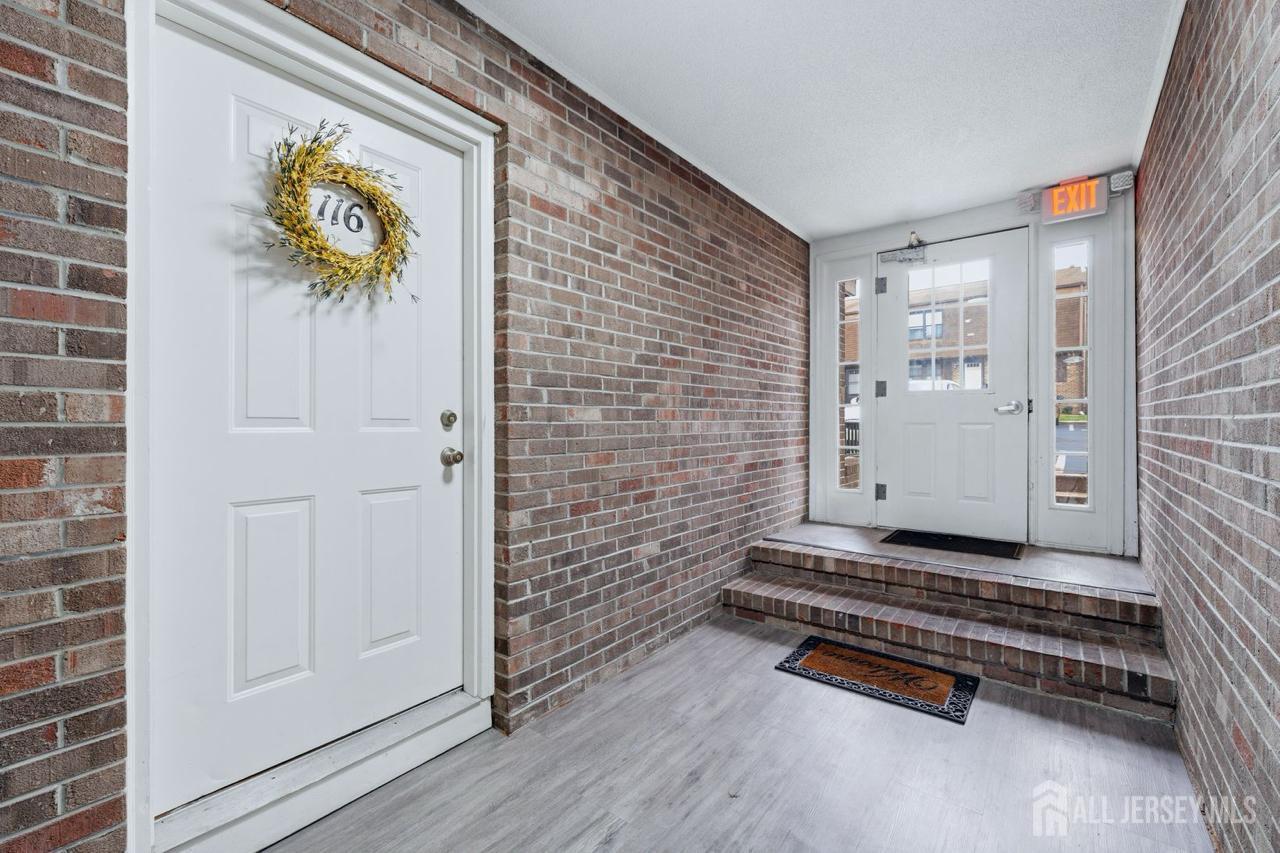 116 Orlando Street Edison NJ 08817
