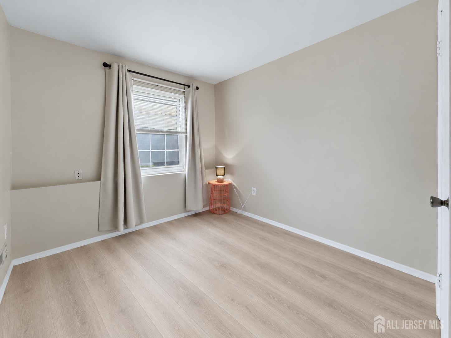 116 Orlando Street Edison NJ 08817