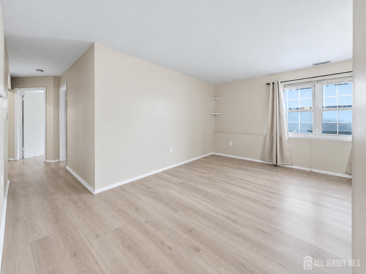116 Orlando Street Edison NJ 08817