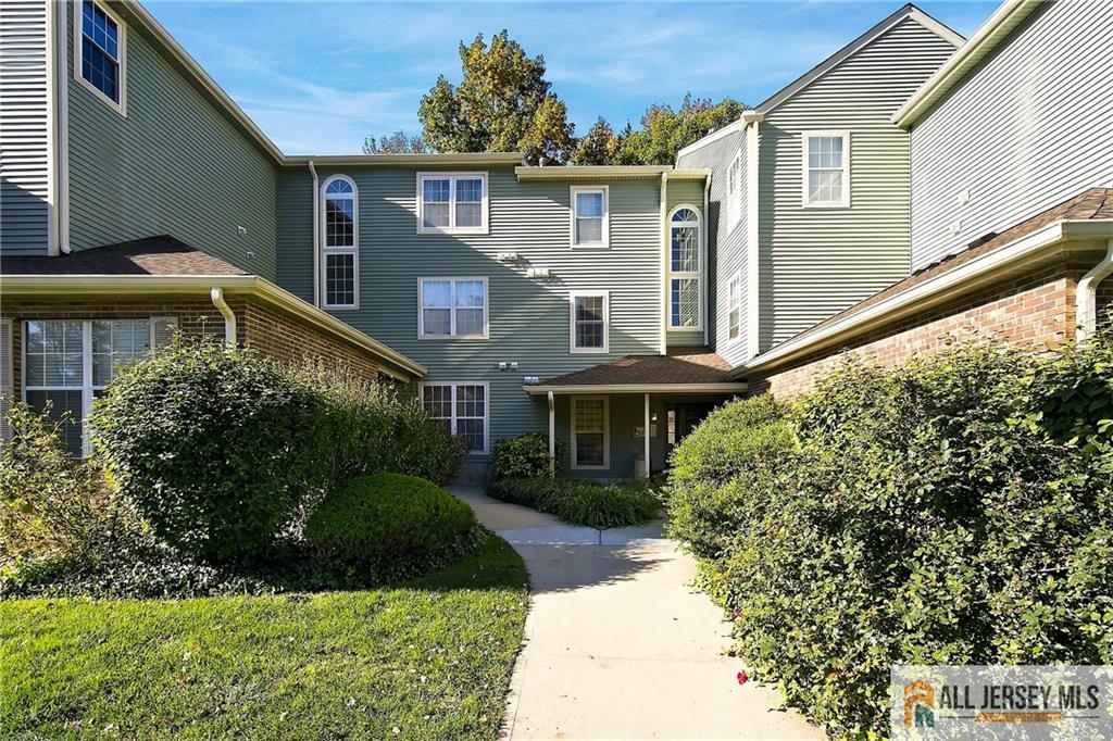7053 Elm Court South Brunswick NJ 08852