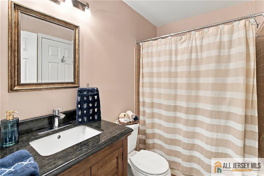 7053 Elm Court South Brunswick NJ 08852