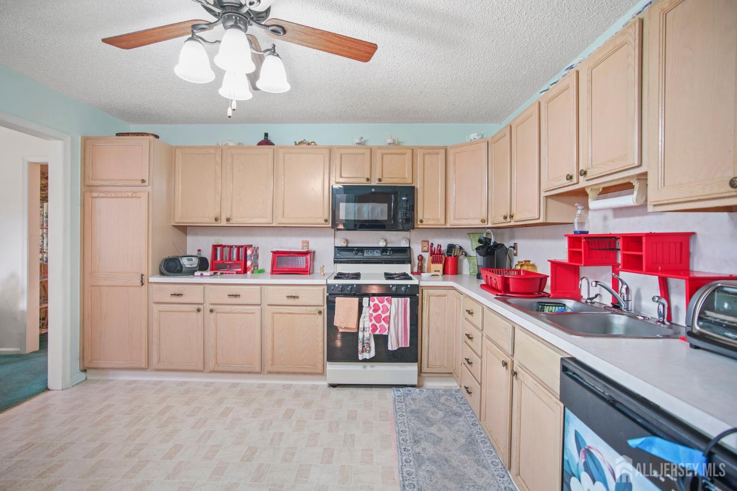 232 N Pondview Boulevard Monroe NJ 08831