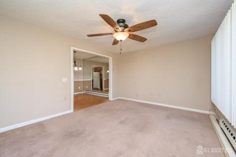 571-B Westport Lane Monroe NJ 08831