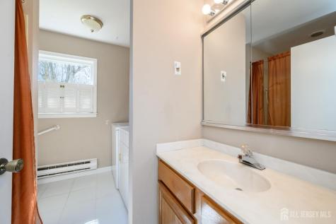 571-B Westport Lane Monroe NJ 08831