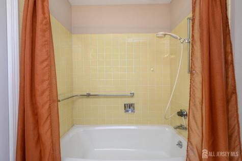 571-B Westport Lane Monroe NJ 08831