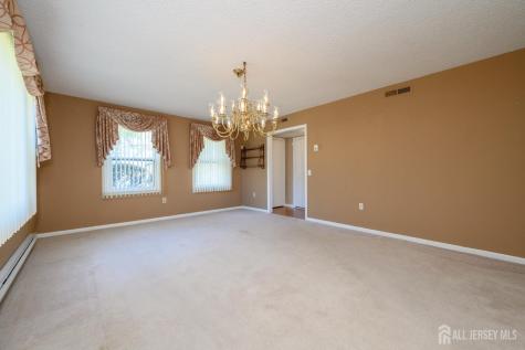 571-B Westport Lane Monroe NJ 08831