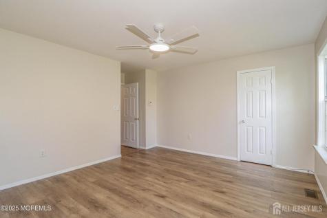 8 Benjamin Franklin Drive Monroe NJ 08831
