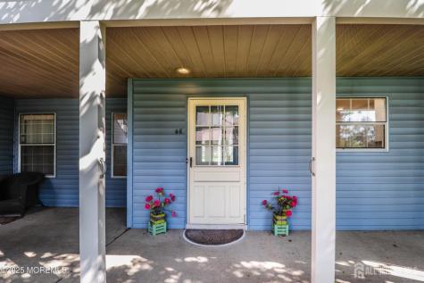 8 Benjamin Franklin Drive Monroe NJ 08831