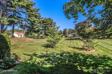 8 Benjamin Franklin Drive Monroe NJ 08831
