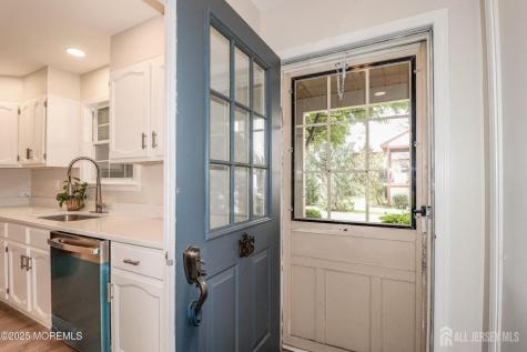 8 Benjamin Franklin Drive Monroe NJ 08831
