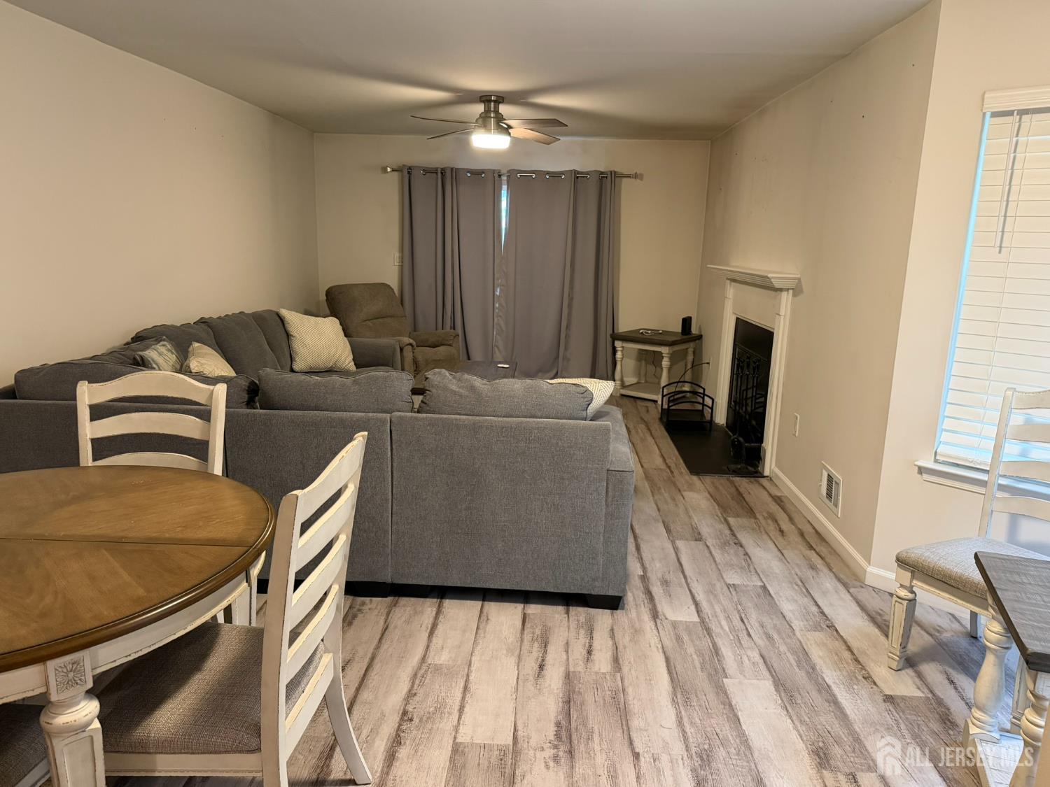 30 Mill Run Hightstown NJ 08520