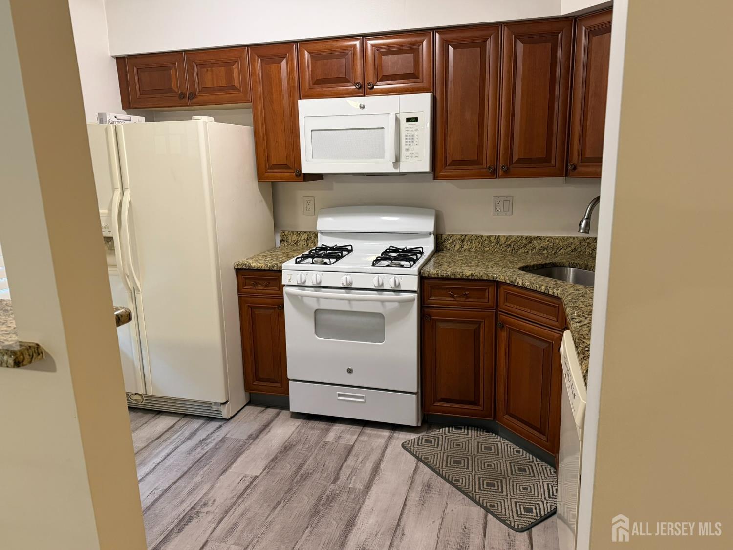 30 Mill Run Hightstown NJ 08520