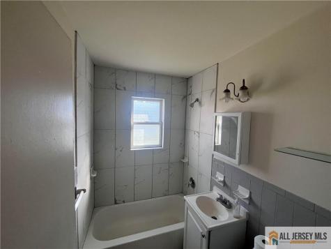 55 Gill Lane Iselin NJ 08830