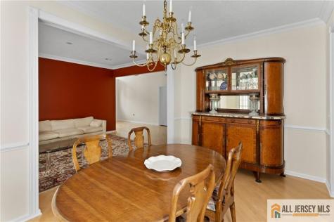 30 Wellington Place Monroe NJ 08831