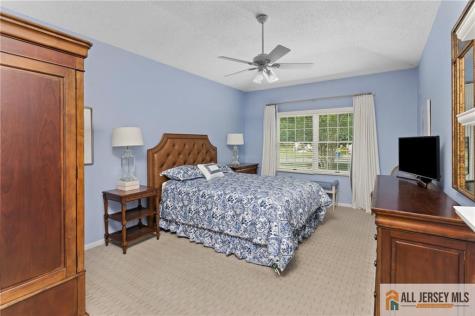 30 Wellington Place Monroe NJ 08831