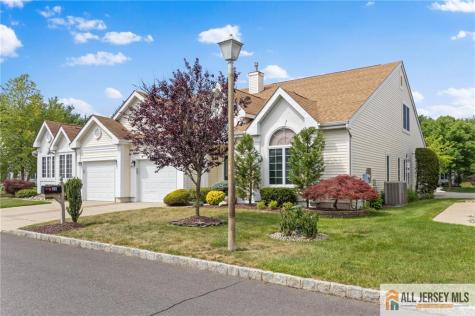30 Wellington Place Monroe NJ 08831