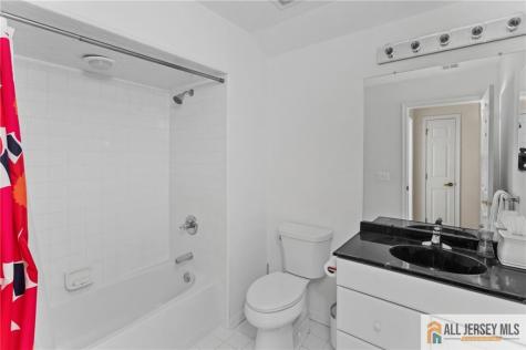 30 Wellington Place Monroe NJ 08831