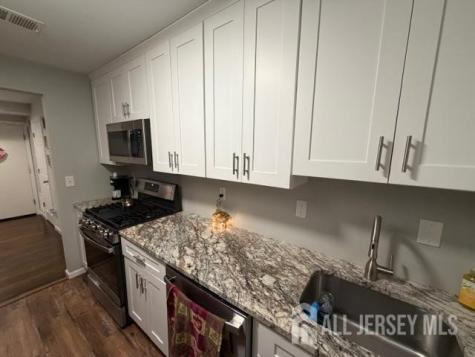432 College Drive Edison NJ 08817