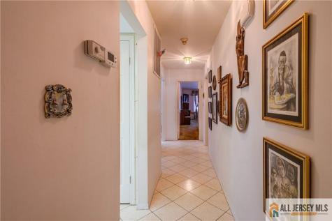 4 Martin Van Buren Drive Monroe NJ 08831