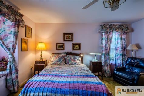 4 Martin Van Buren Drive Monroe NJ 08831