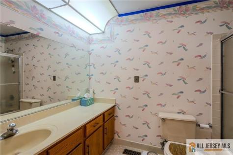 4 Martin Van Buren Drive Monroe NJ 08831