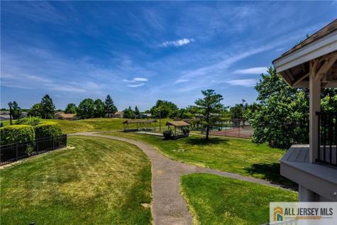 4 Martin Van Buren Drive Monroe NJ 08831