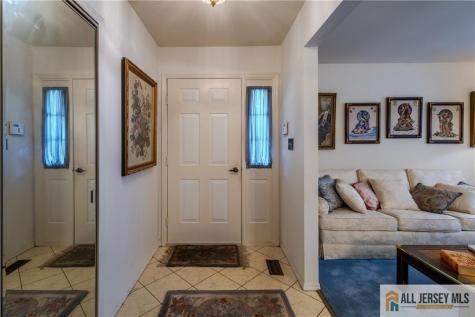 4 Martin Van Buren Drive Monroe NJ 08831