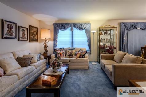 4 Martin Van Buren Drive Monroe NJ 08831