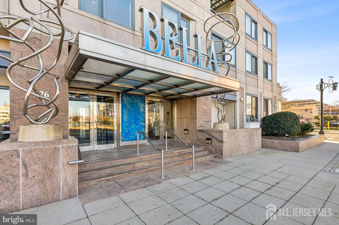 526 Pacific Avenue Atlantic City NJ 08401