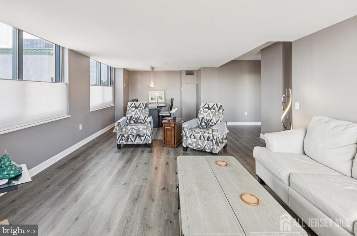 526 Pacific Avenue Atlantic City NJ 08401