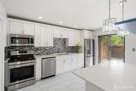 516 Westgate Drive Edison NJ 08820