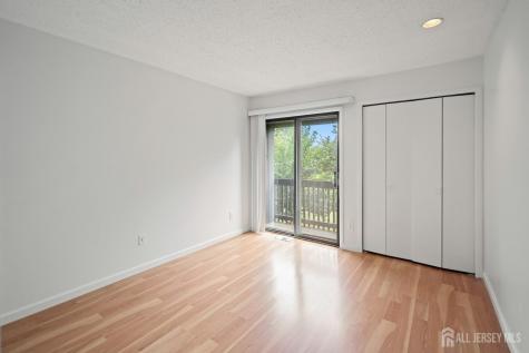 516 Westgate Drive Edison NJ 08820