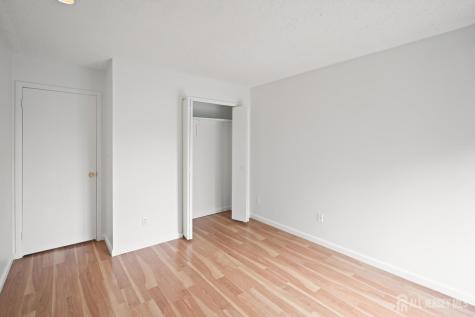 516 Westgate Drive Edison NJ 08820