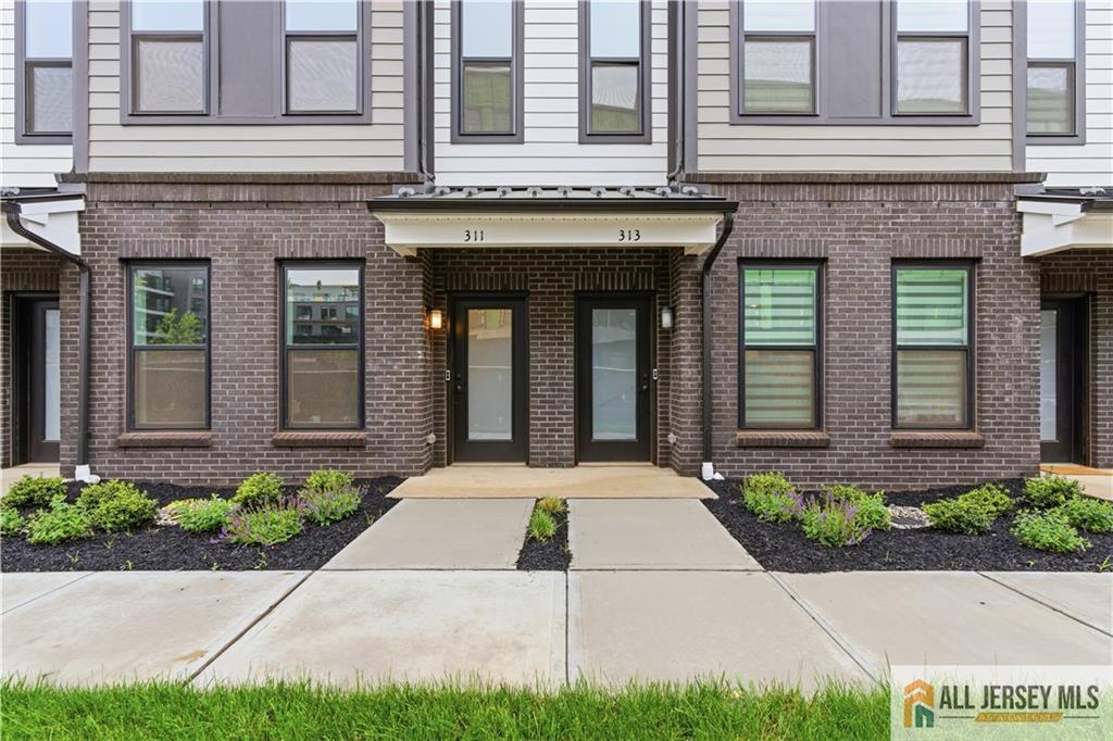311 Sadie Circle New Brunswick NJ 08901