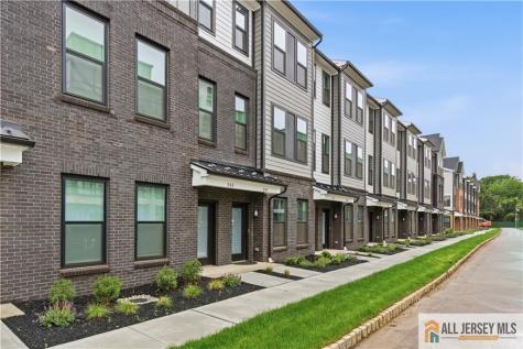 311 Sadie Circle New Brunswick NJ 08901