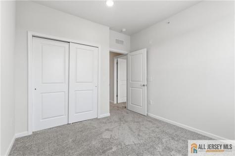 311 Sadie Circle New Brunswick NJ 08901