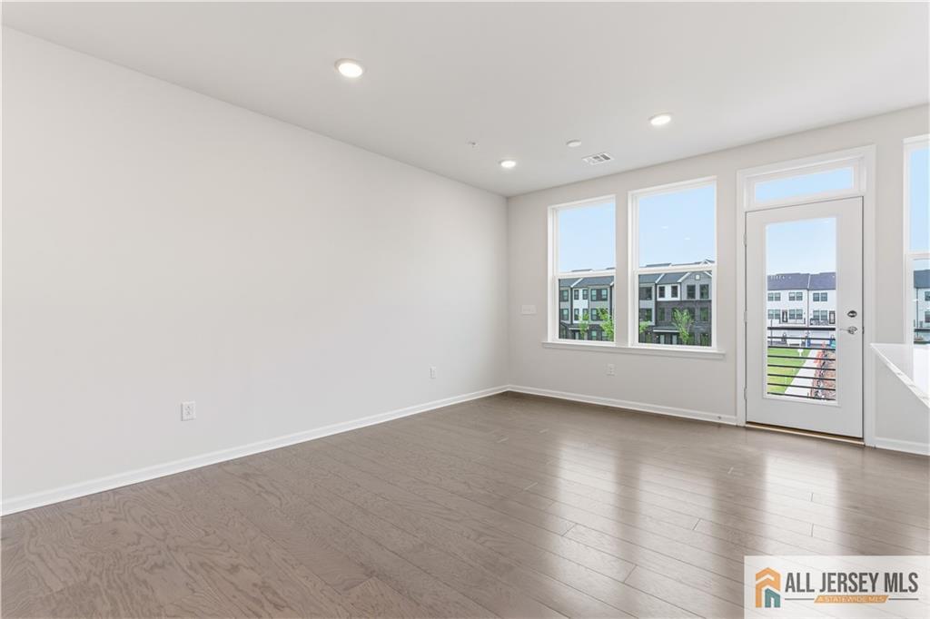 311 Sadie Circle New Brunswick NJ 08901