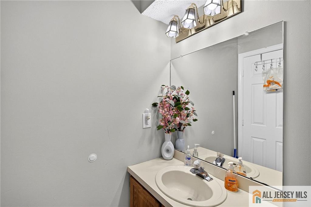 162 Stults Lane East Brunswick NJ 08816