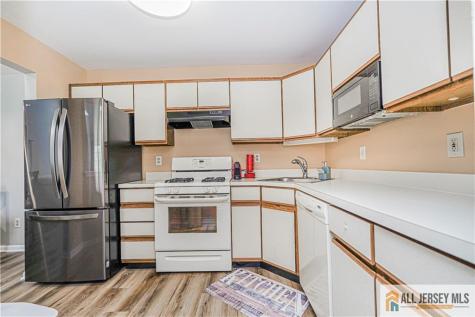 2809 Ridgefield Court Helmetta NJ 08828