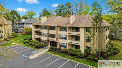 2809 Ridgefield Court Helmetta NJ 08828