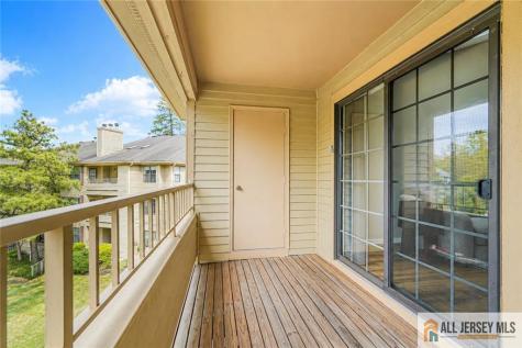 2809 Ridgefield Court Helmetta NJ 08828