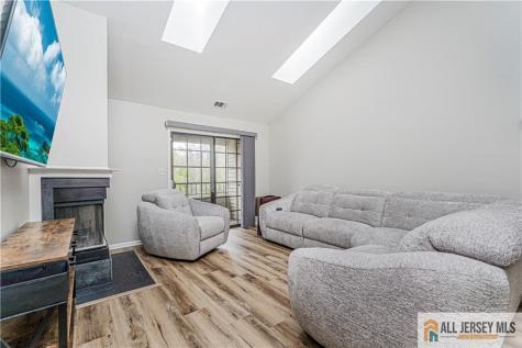 2809 Ridgefield Court Helmetta NJ 08828