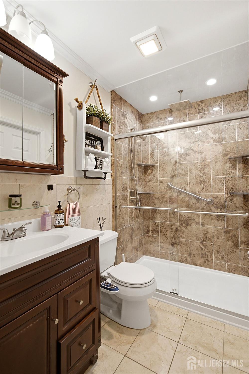10 Bayberry Court Jackson NJ 08527