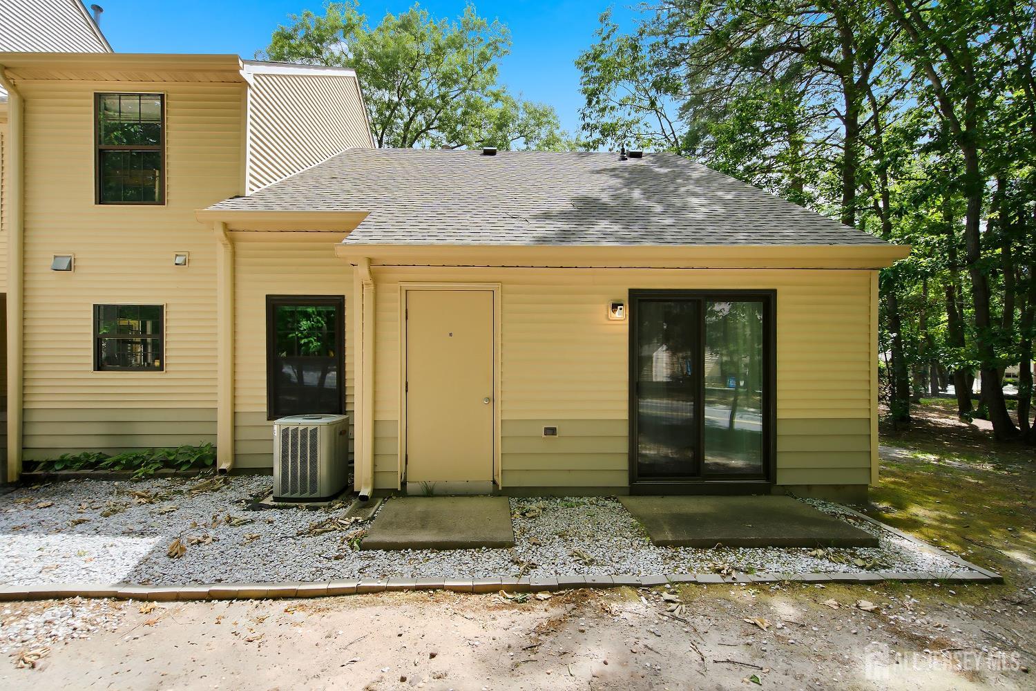 10 Bayberry Court Jackson NJ 08527
