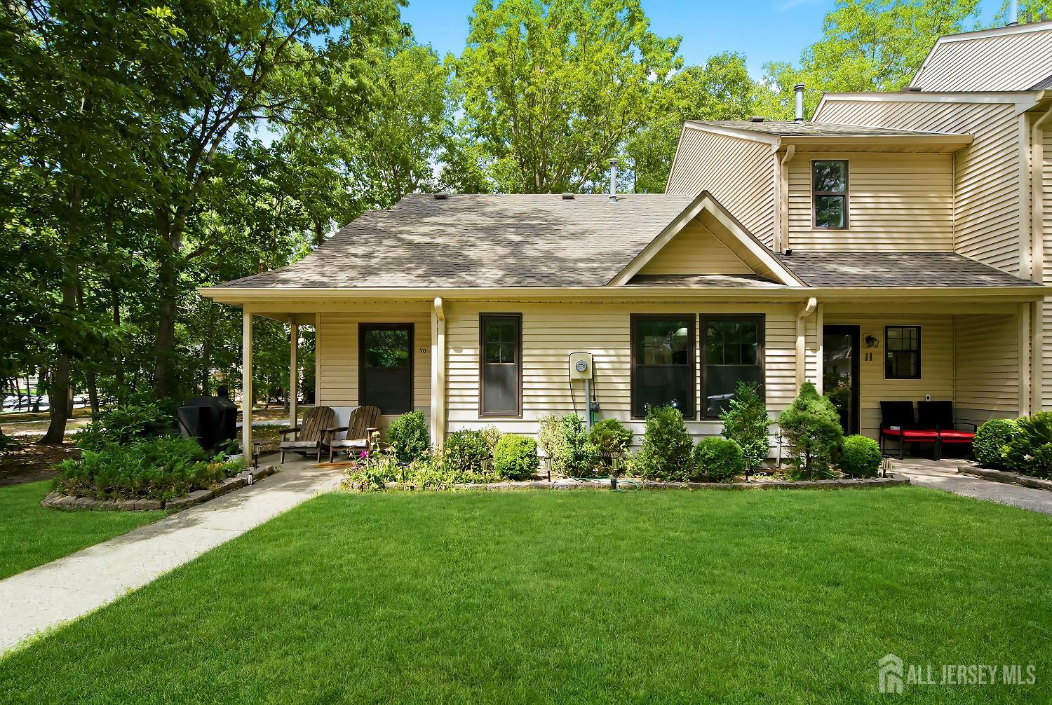10 Bayberry Court Jackson NJ 08527