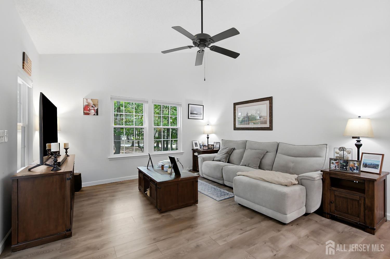 10 Bayberry Court Jackson NJ 08527